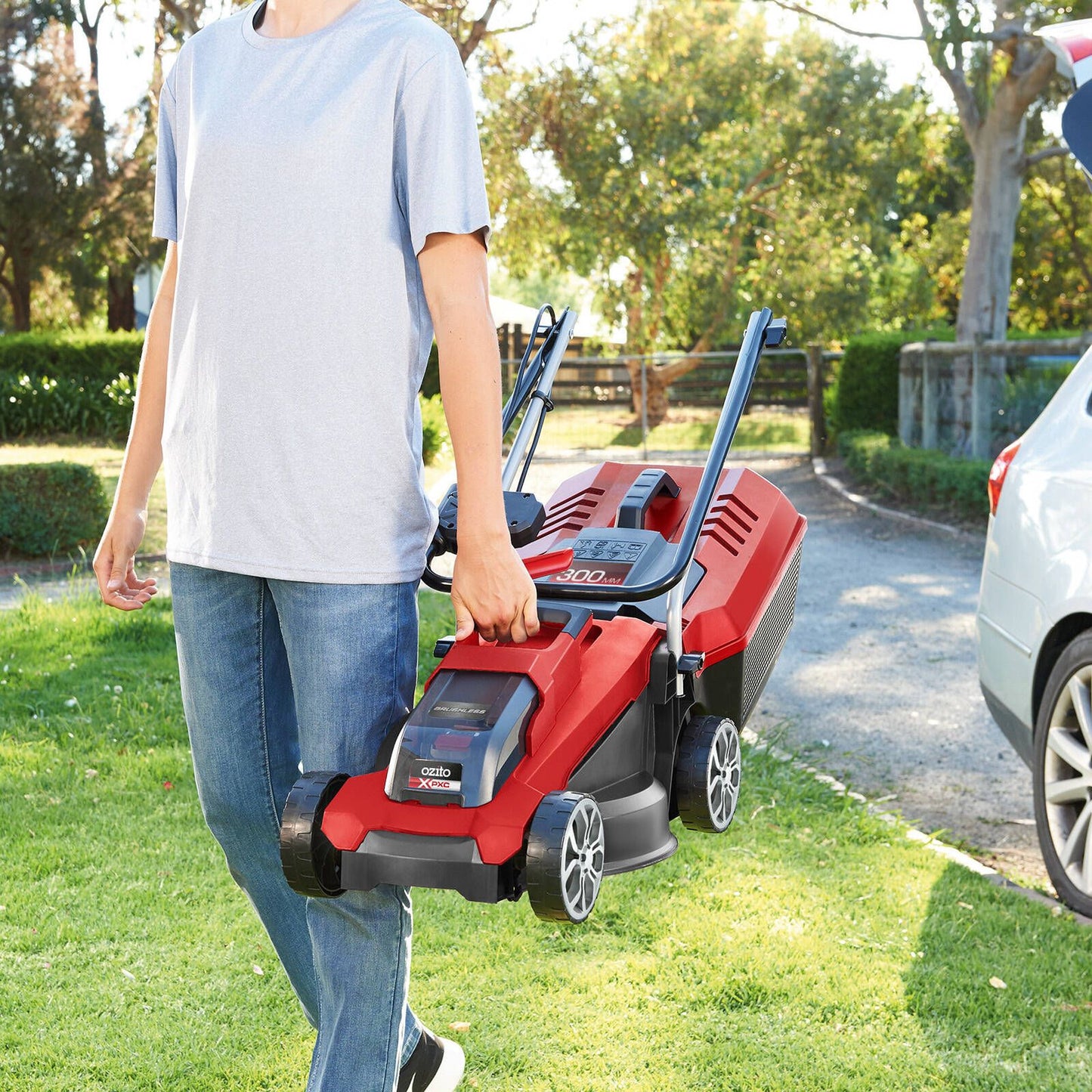 Ozito Brushless Lawn Mower - 300mm - 4.0Ah