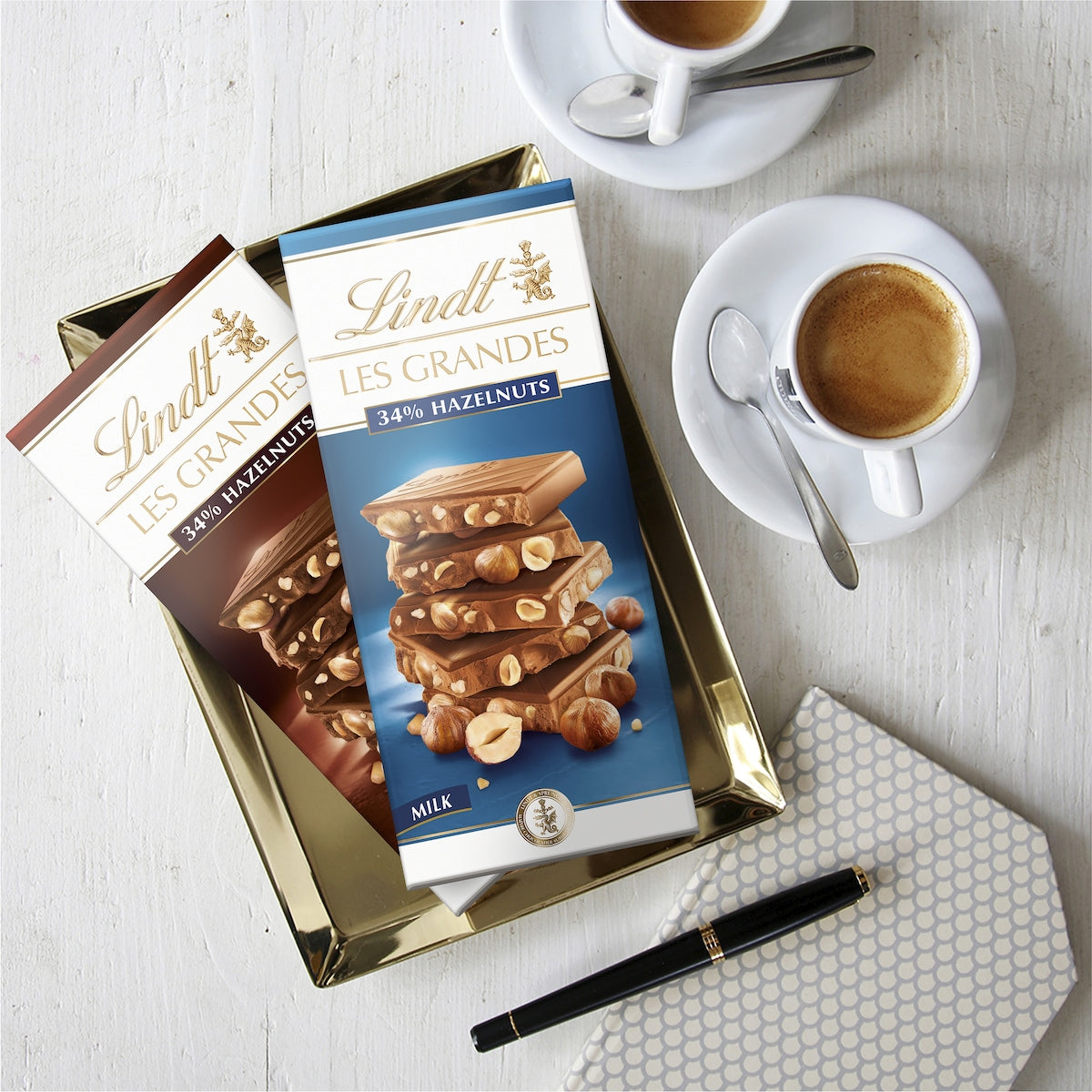 Lindt Les Grandes Milk Chocolate & Hazelnut Block 150g