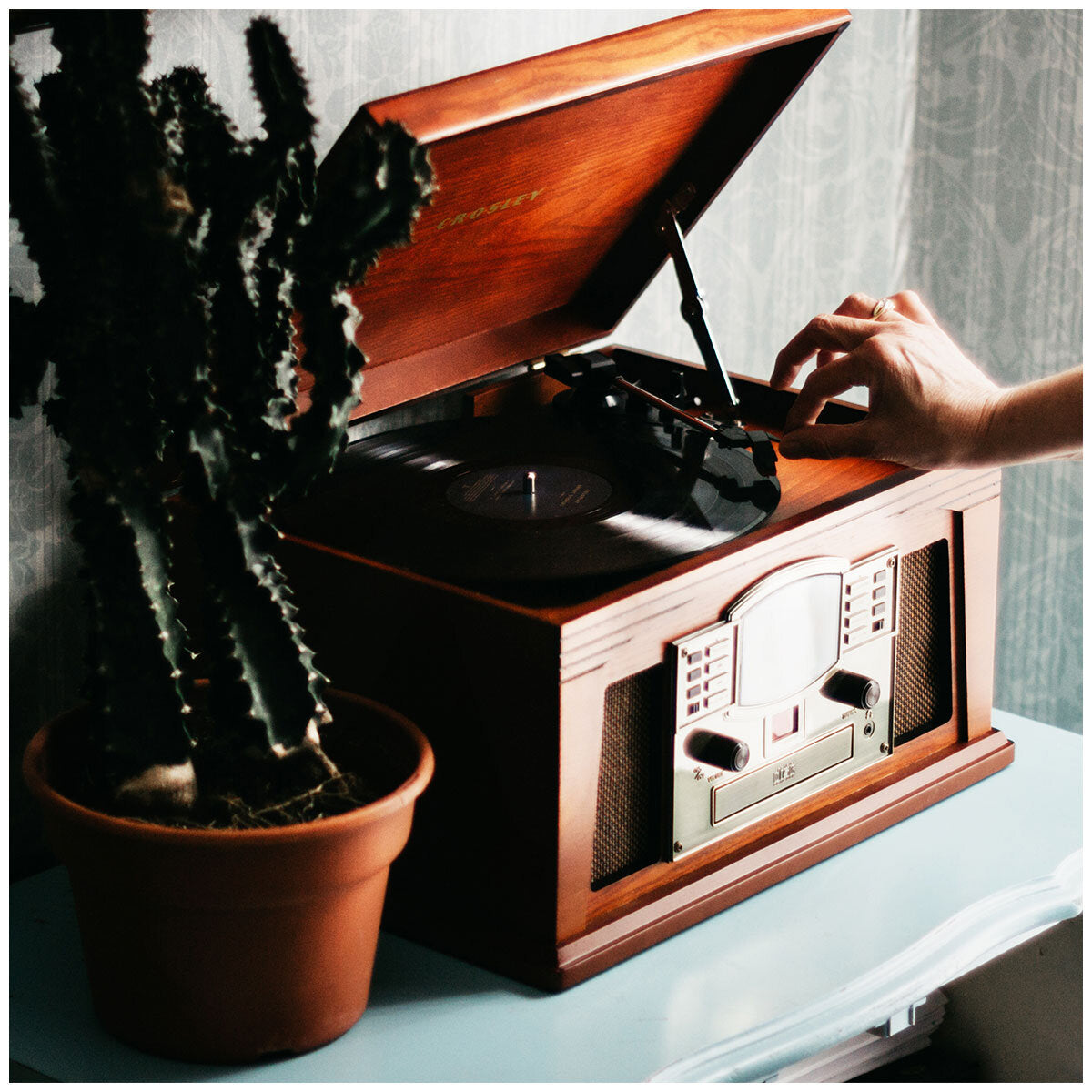 Crosley Lancaster Turntable With Bluetooth Paprika CR42D-PA