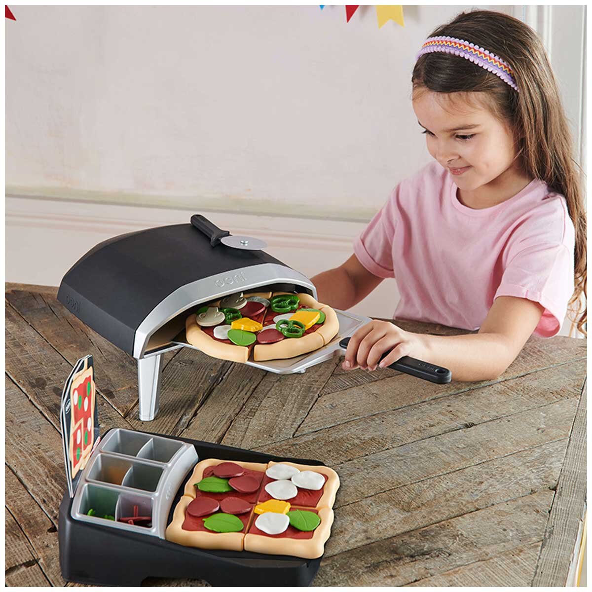 Casdon Ooni Toy Pizza Oven And Topping Station