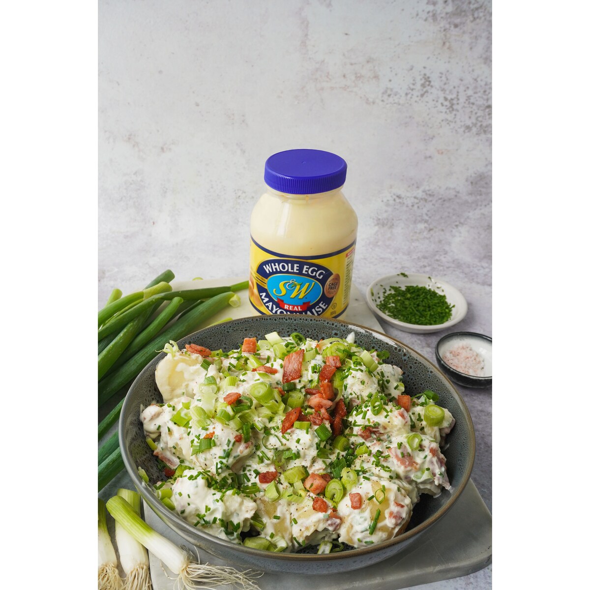 S&W Mayonnaise Whole Egg 880g
