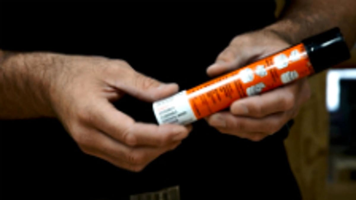 Paslode Angle Brad - 45mm - Zinc Plated - Glue Collation - 2000 Pack