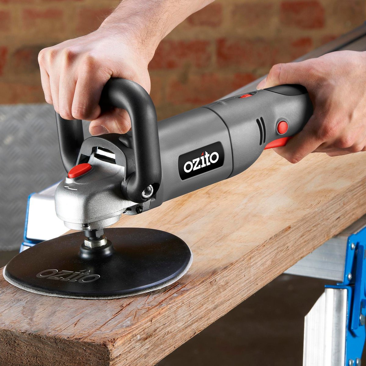 Ozito 180mm Sander Polisher - Variable Speed - Plastic Metal - Versatile