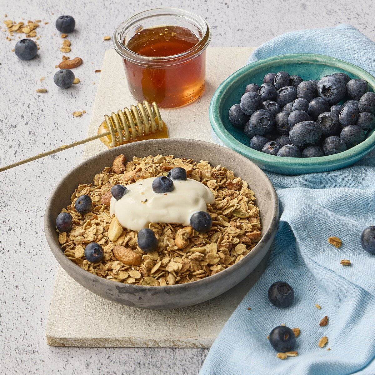 Sunsol Toasted Muesli Almond Cashew & Chia 500g