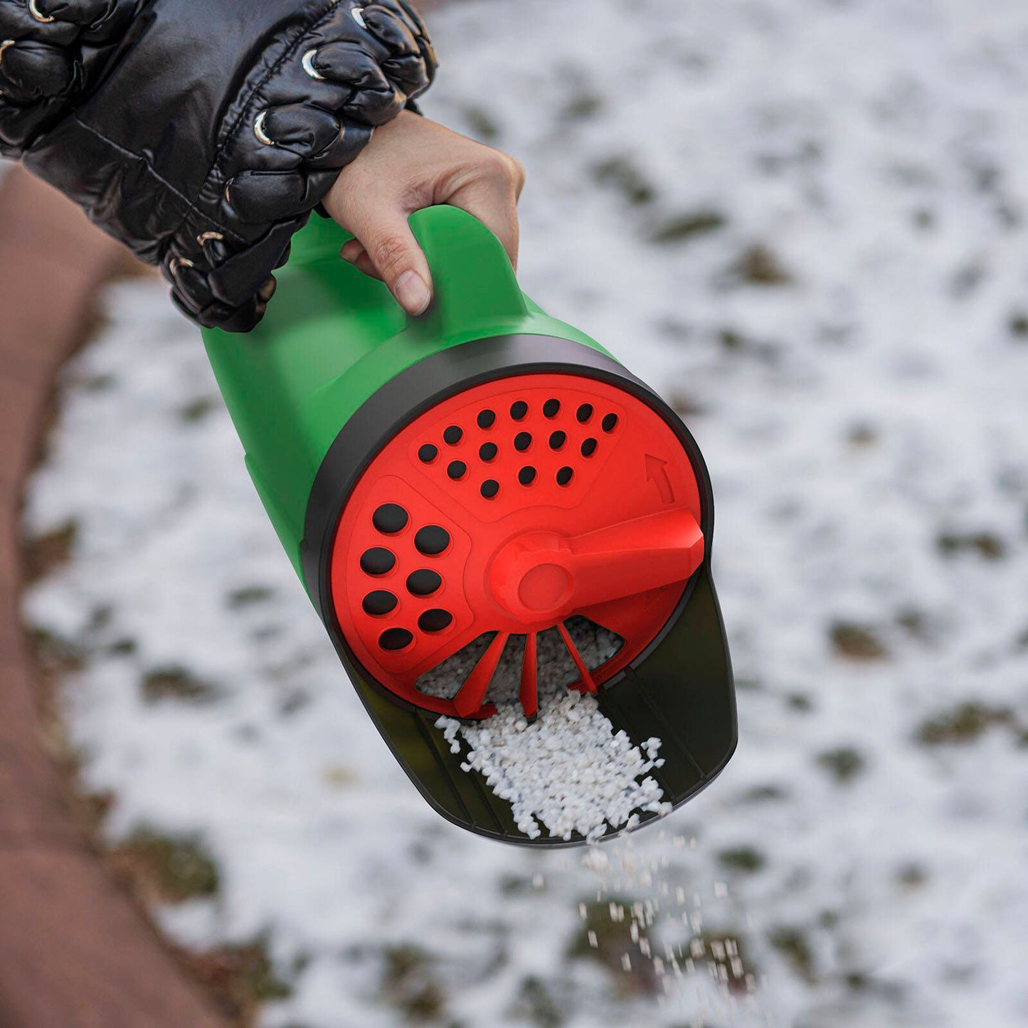 Garden Basics Spot Shaker - 2L