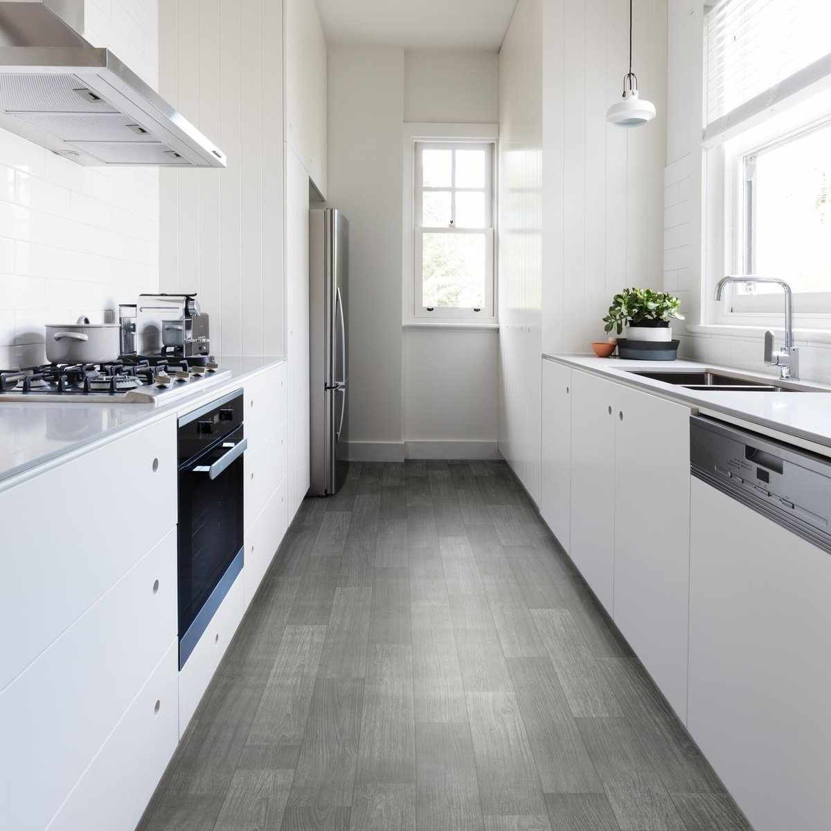 Matpro Vinyl Flooring - 1m x 3m - Dark Wood - Easy To Clean