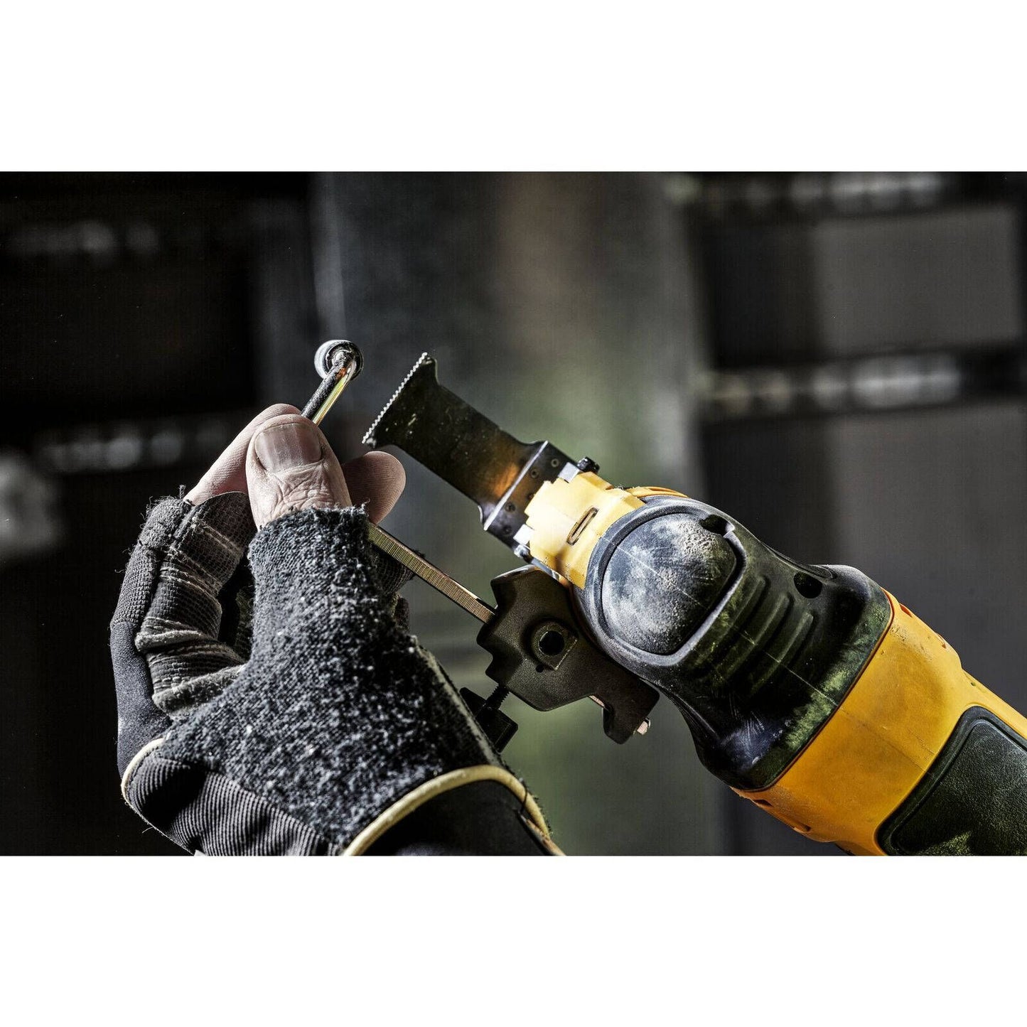 Dewalt Oscillation Blade - 31 x 43mm