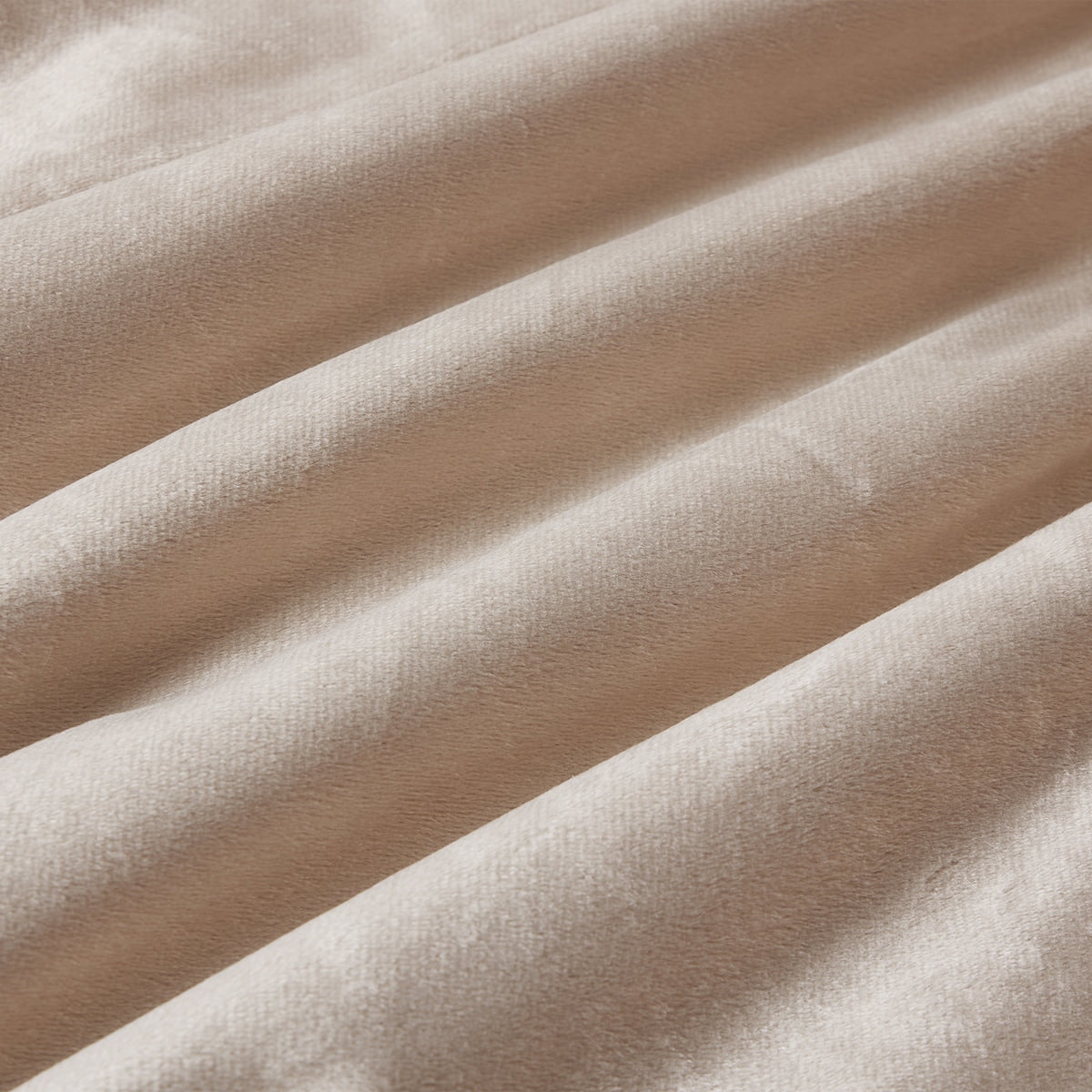 Faux Fur Throw Latte Each
