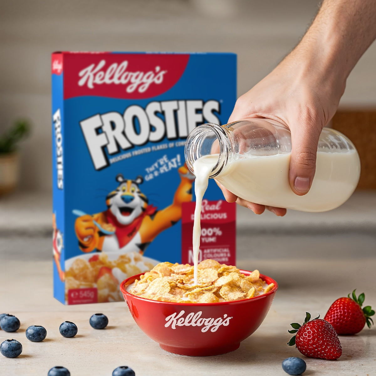 Kelloggs Frosties Breakfast Cereal 545g