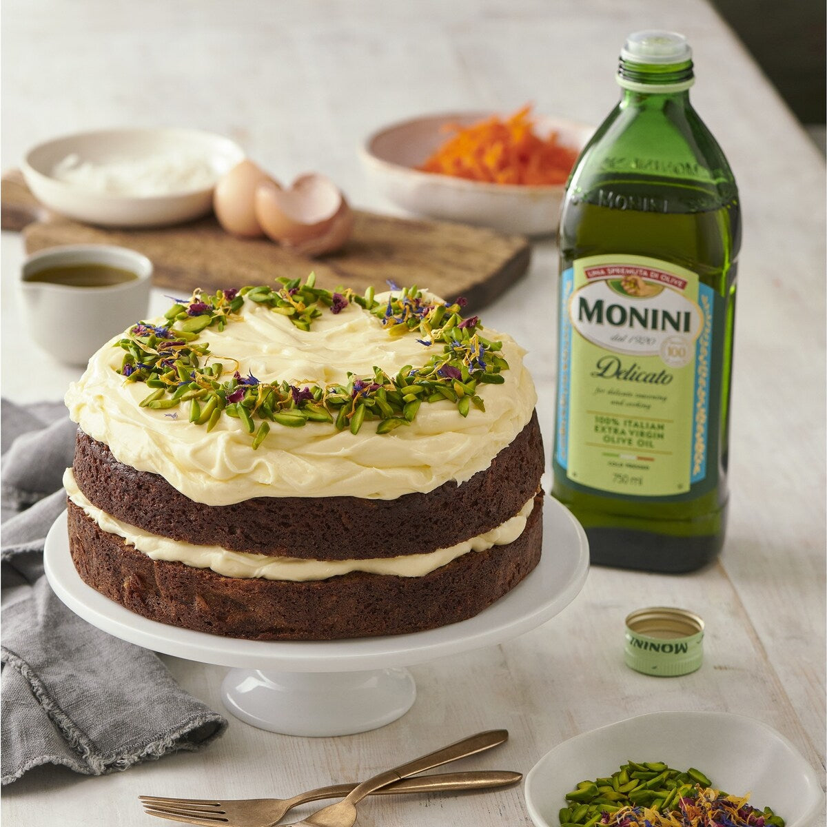 Monini Delicato Extra Virgin Olive Oil 750mL