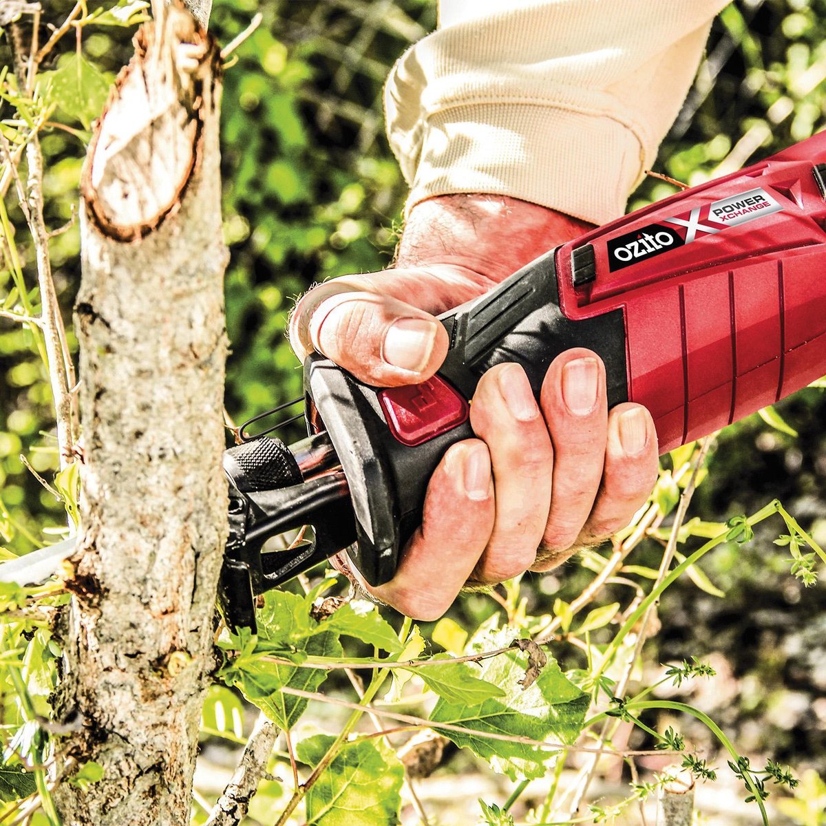 Ozito Cordless Reciprocating Saw - 18V - Plastic - Variable Speed