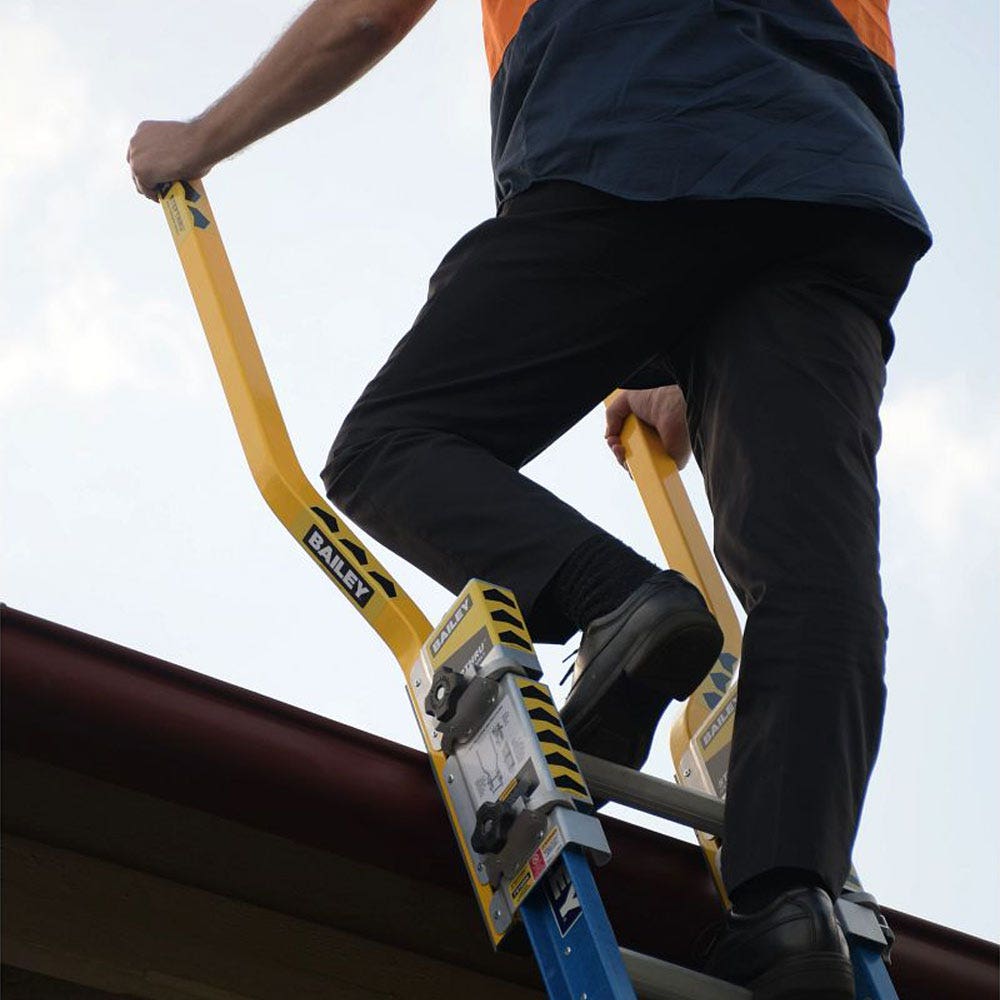 BAILEY STEPTHRU Extension Ladder Safety Device FS14000