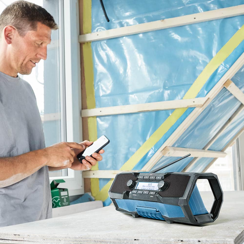 BOSCH 18V Bluetooth and DAB+ Worksite Radio Skin GPB 18V-2 SC 06014A3140