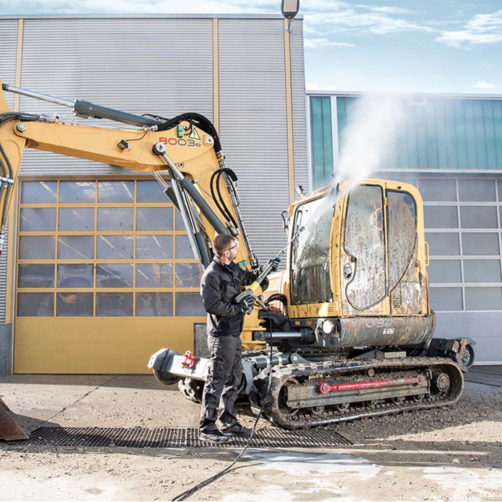 KARCHER 2755psi 11.6L min Water High Pressure Washer HD 7 14-4 M 1.524-943.0