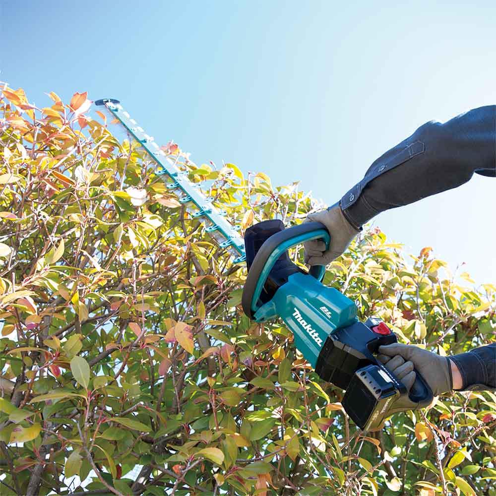 MAKITA 18V 1x5.0Ah 600mm Brushless Hedge Trimmer Kit DUH602RT