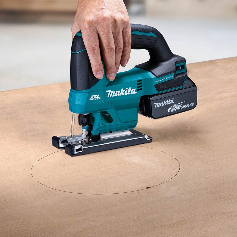 MAKITA 18V Brushless D-Handle Jigsaw Skin DJV184Z
