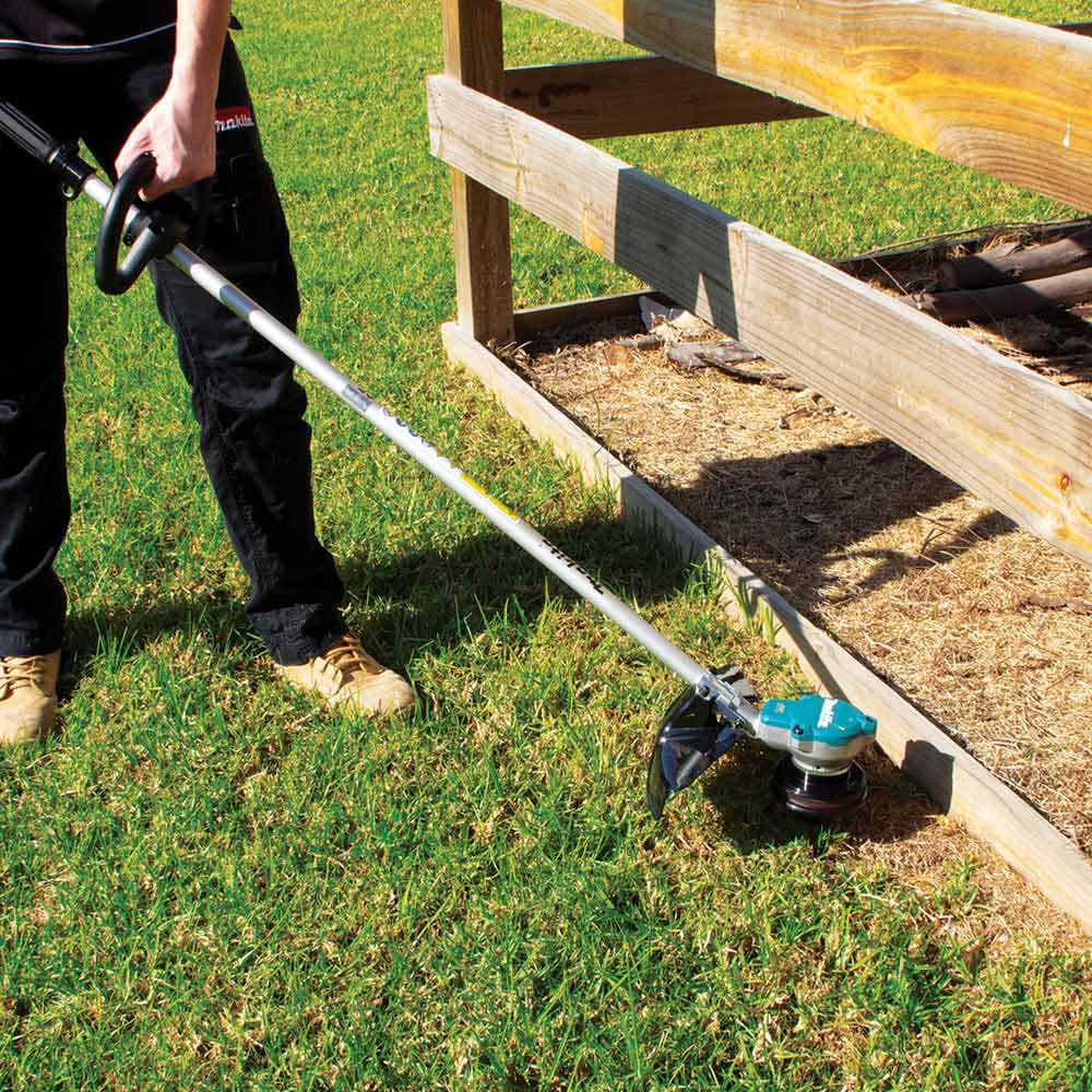 MAKITA 18Vx2 Brushless 2 x 5.0Ah Loop-Handle Line Trimmer Kit DUR368LPT2