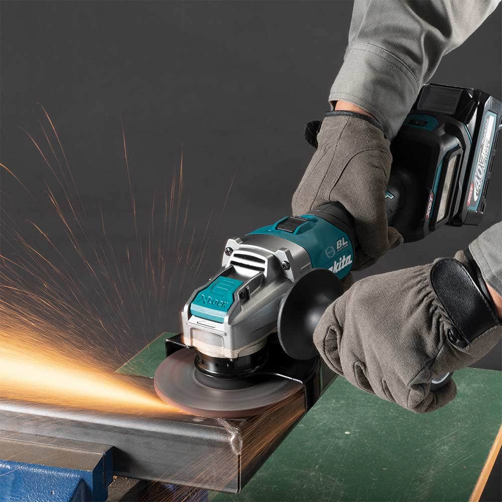 MAKITA 40V Max XGT Brushless X-Lock 125mm Slide Switch Angle Grinder Skin GA041GZ02