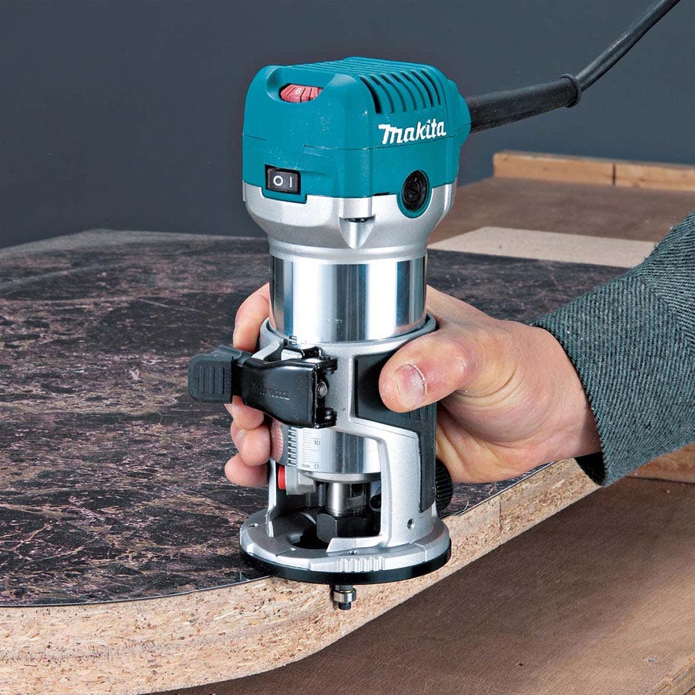 MAKITA 710W Trimmer Router RT0700CX