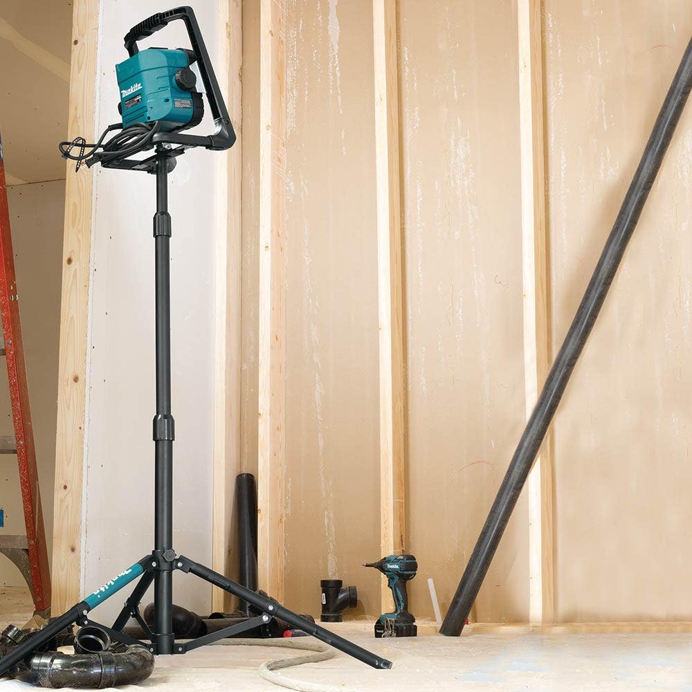 MAKITA Portable Tripod Light Stand GM00002283