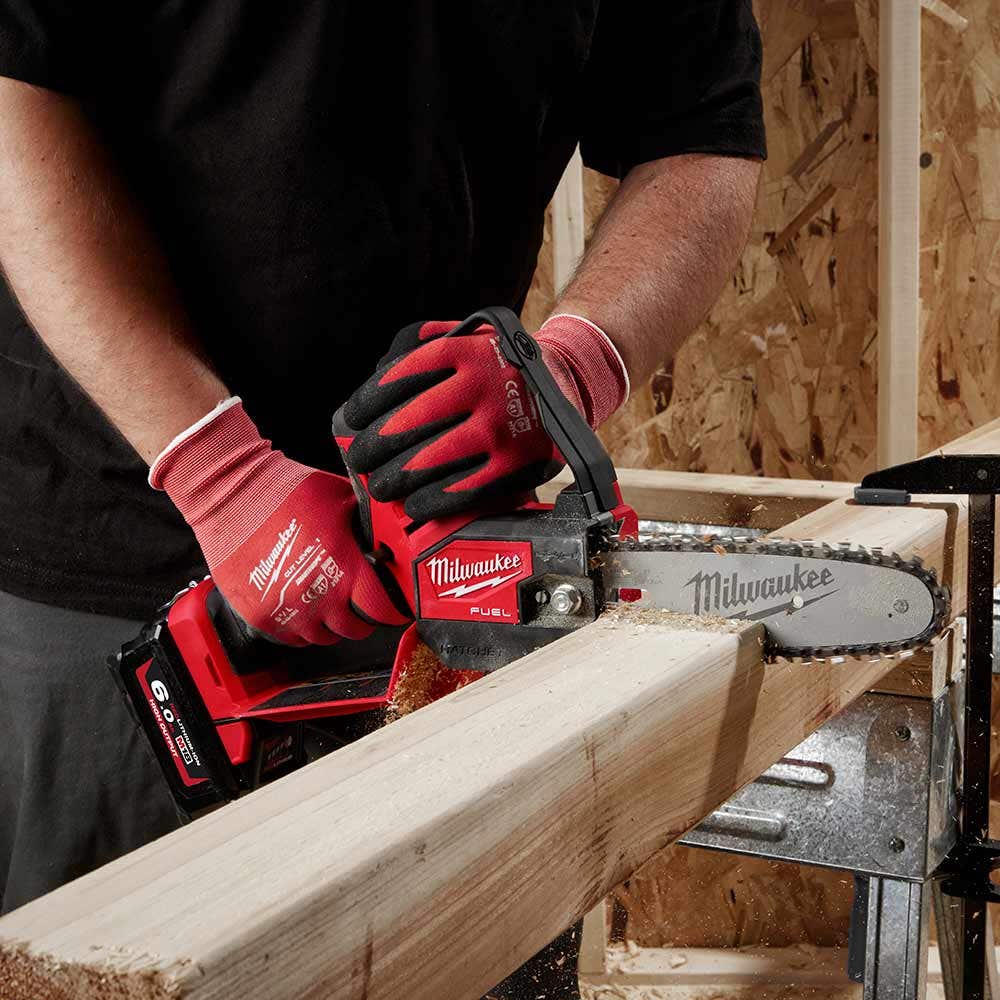 MILWAUKEE 18V FUEL 8inch (203mm) Hatchet Pruning Saw Skin M18FHS80