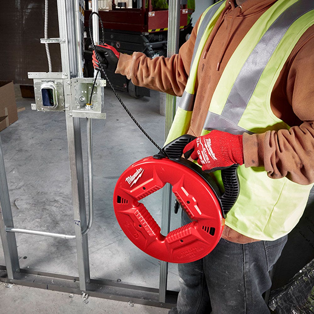 MILWAUKEE 30m/100ft Polyester Fish Tape Plastic Tip 48224165