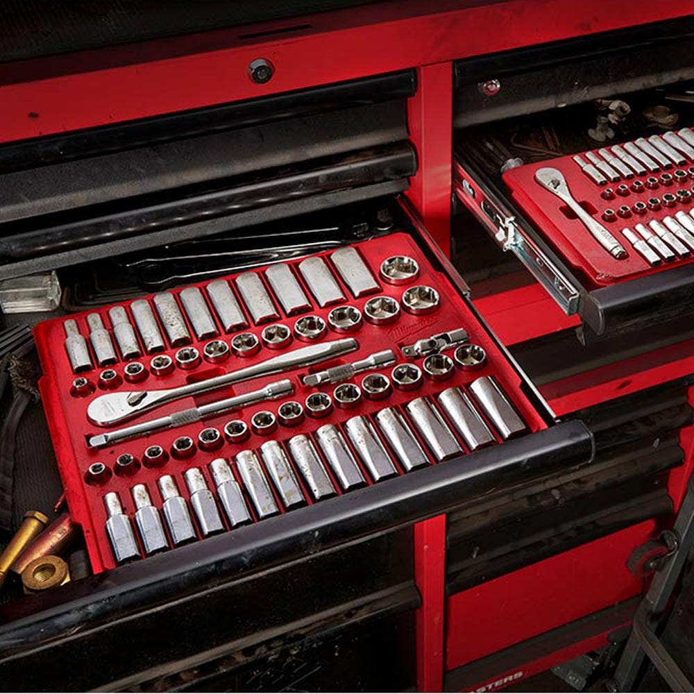 MILWAUKEE 56pc 3 8inch Drive Metric AF Socket Set 48229008