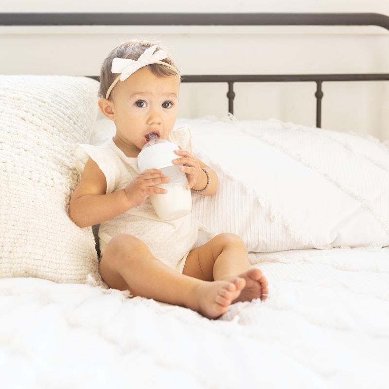 Tiny Twinkle Silicone Baby Bottle - White 180ml