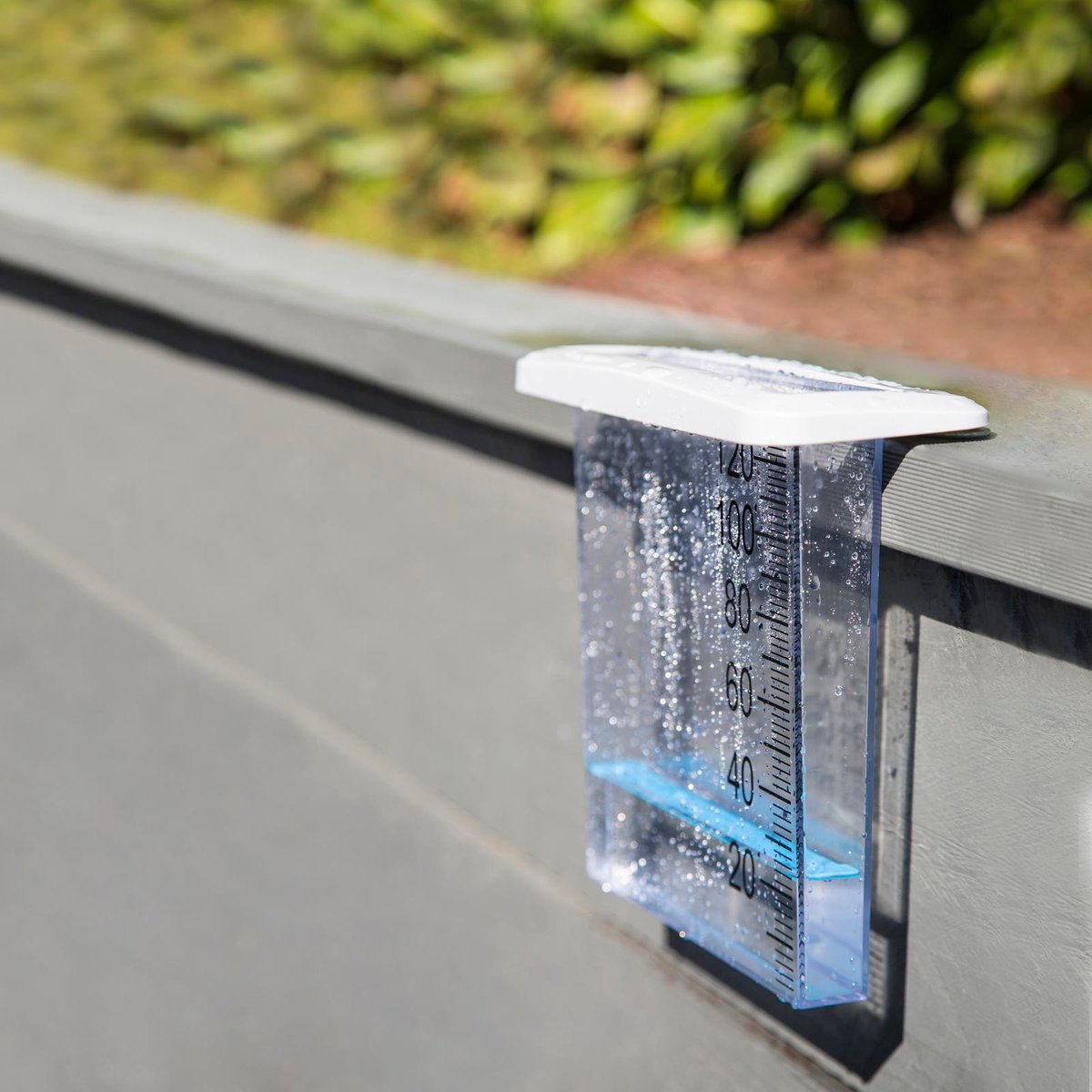 Nylex Waterfall Rain Gauge - 120mm - Unique Design - Easy to Read