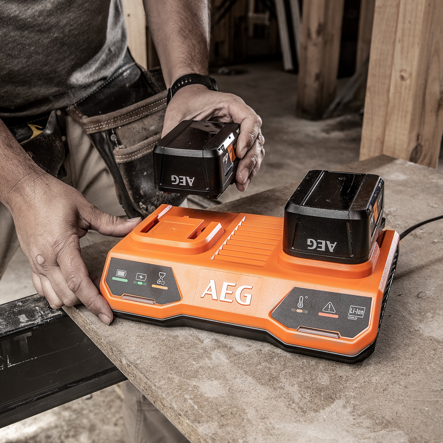 AEG Dual Port Charger & Battery Twin Pack - 18V - 5.0Ah - 2 Batteries