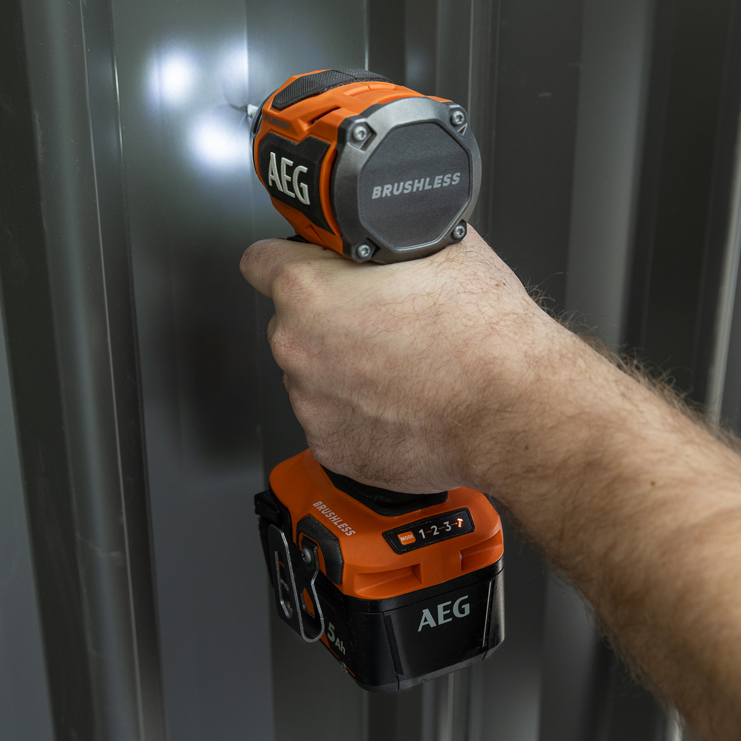 AEG Fusion Stealth Impact Driver Kit - 18V - 4Ah