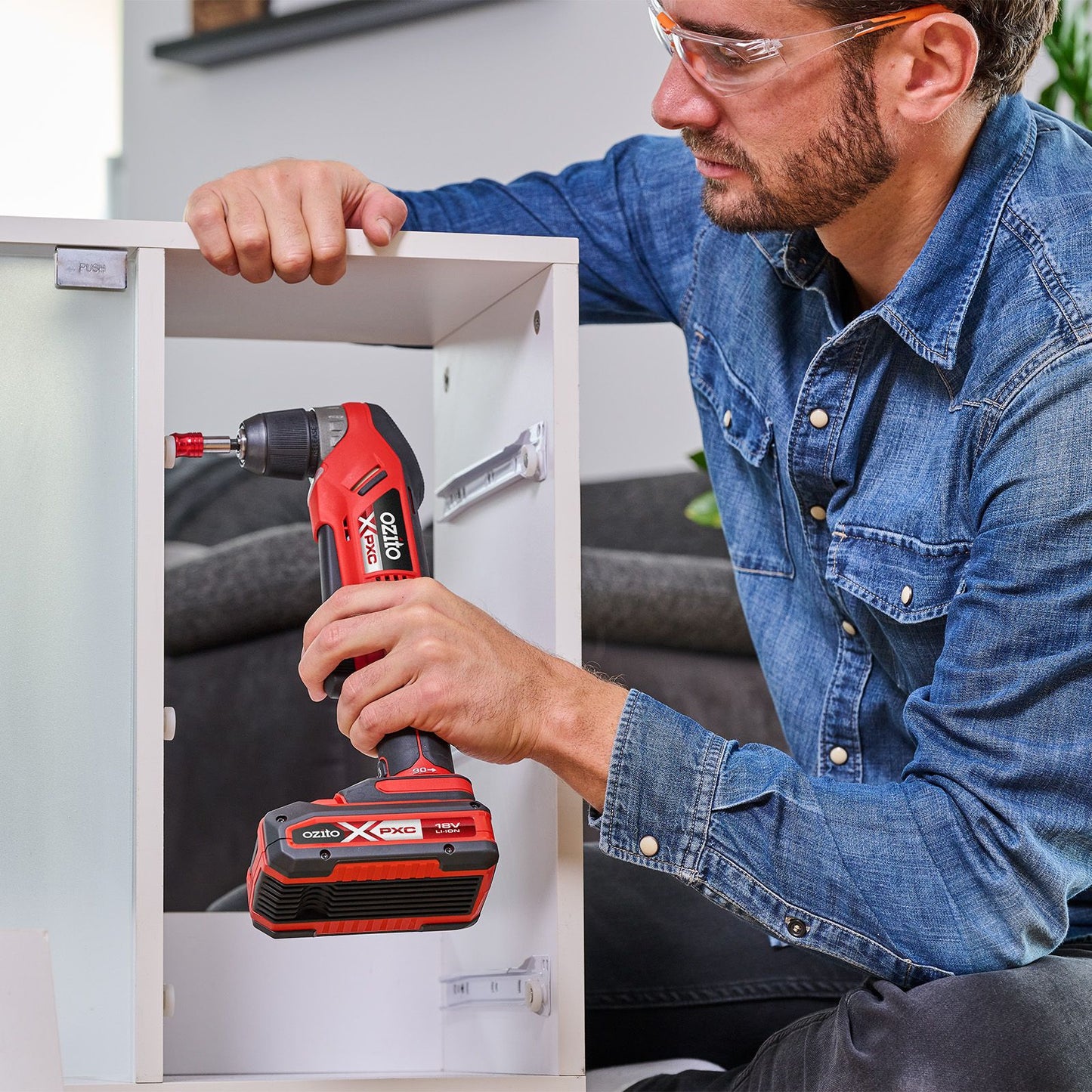Ozito PXC 18V Right Angle Drill