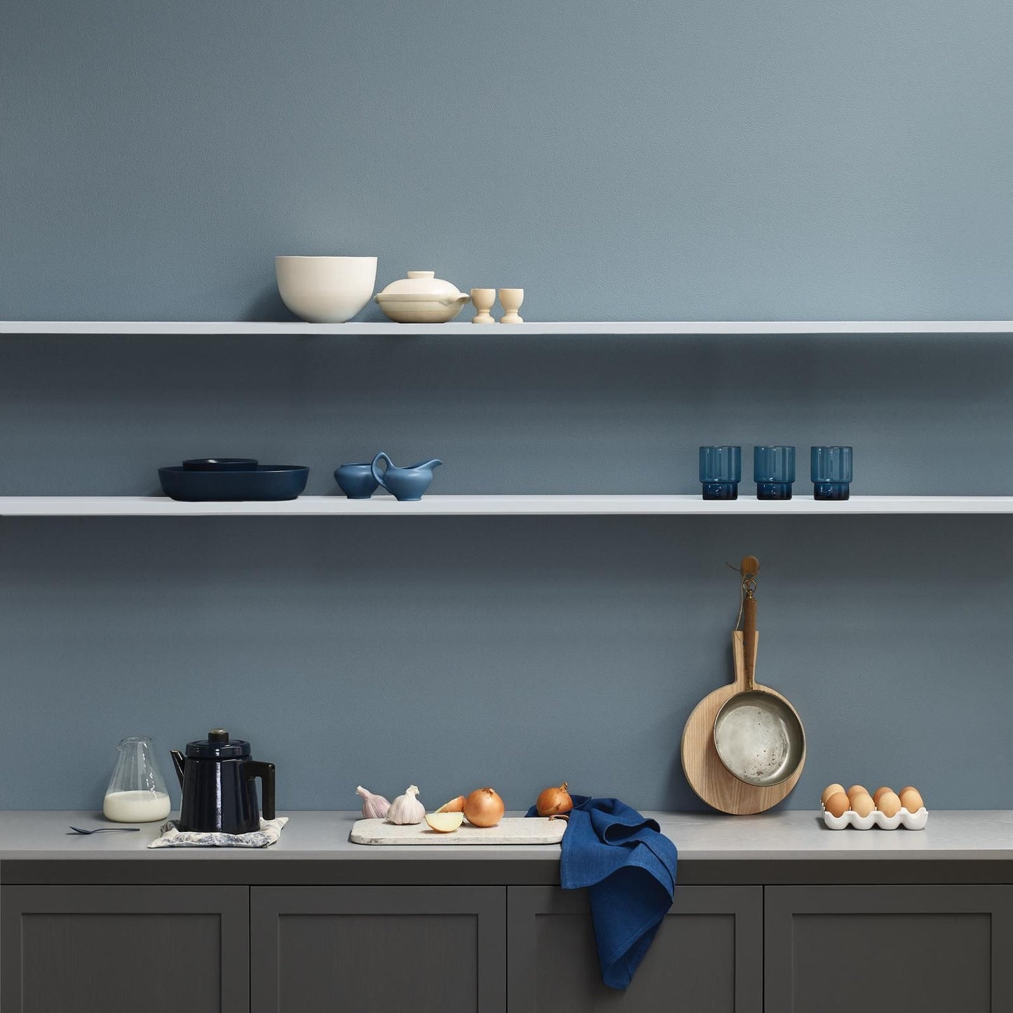 Porter's Washable Paint - 100ml - Dark Newport Blue - Eggshell