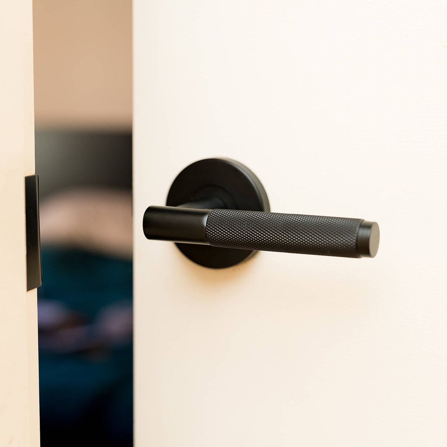 Ikonic Black Matte Knurled Passage Lever Set