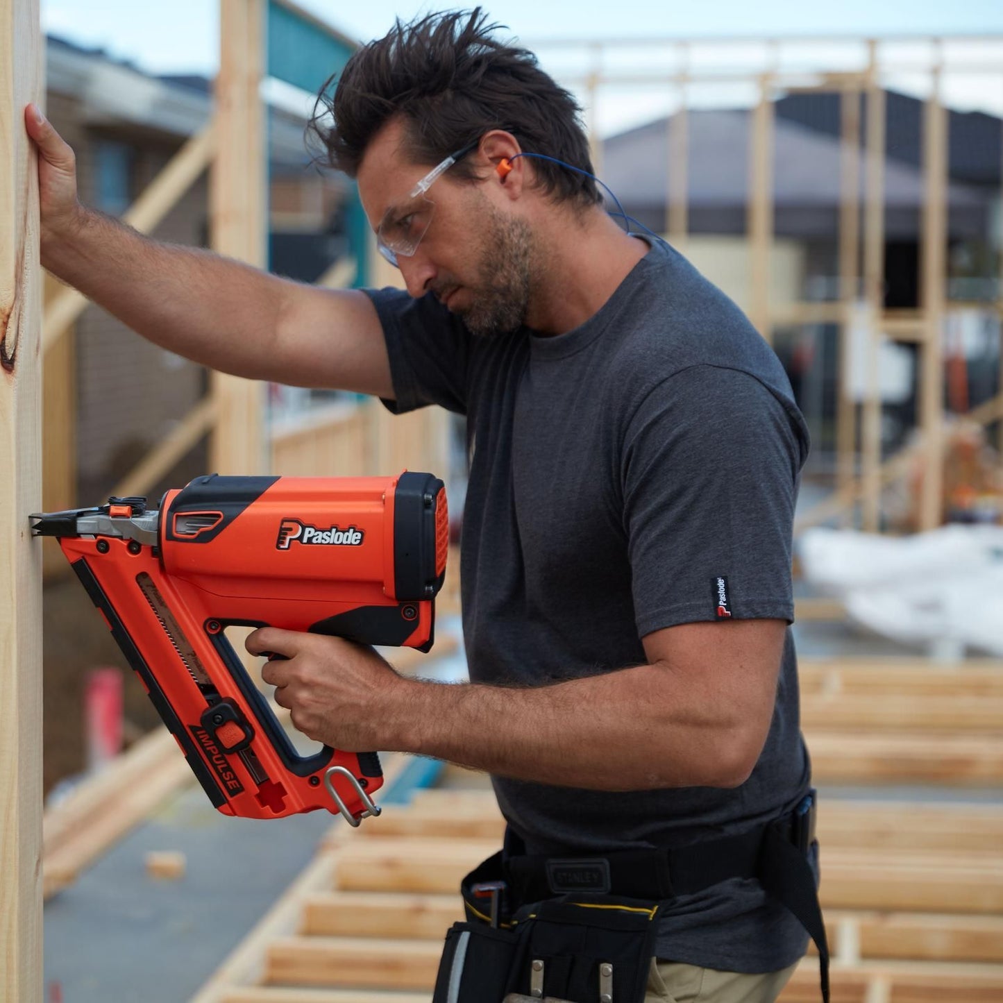 Paslode Cordless Nail Gun - 3.3kg