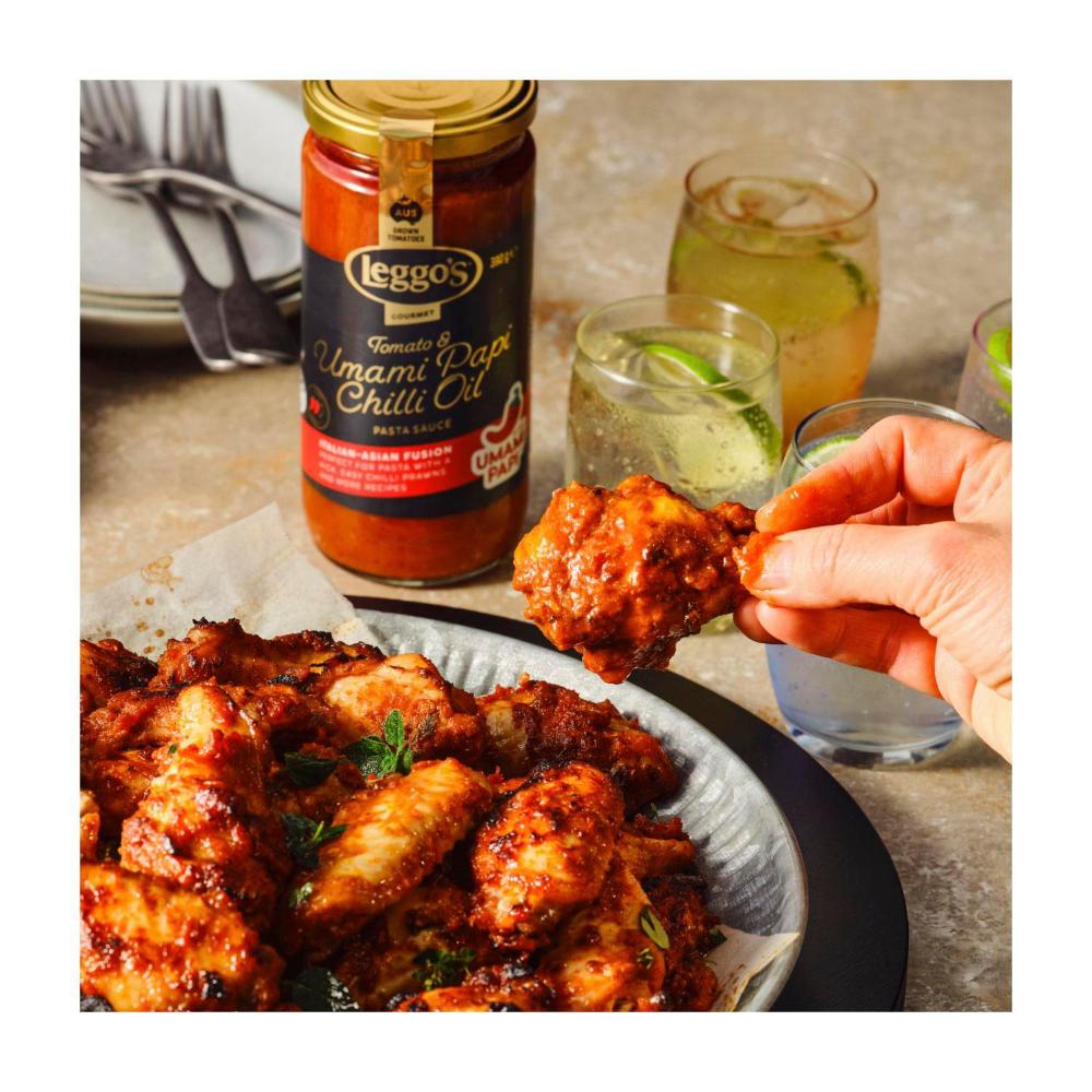 Leggo's Gourmet Pasta Sauce Tomato & Chilli Oil - 390g