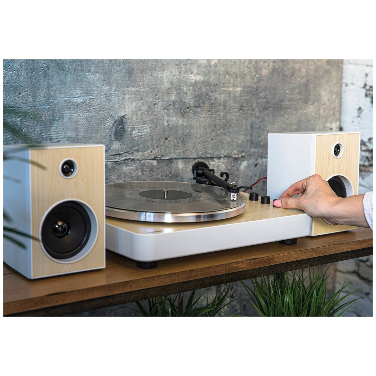 Crosley T170 Turntable Shelf System CRT170A-WH4 White Bluetooth 33/45 Rpm