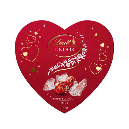 Lindt Lindor Milk Chocolate Heart Box - 147g