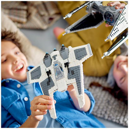 LEGO Star Wars Mandalorian Fang Fighter vs. TIE Interceptor 75348