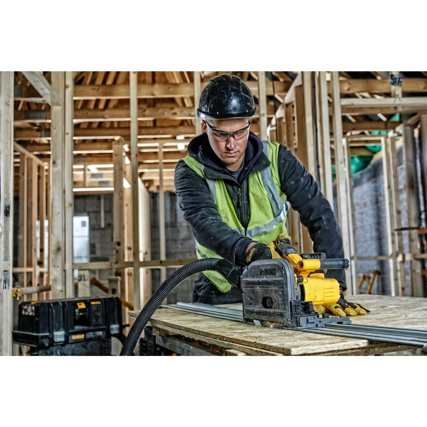 Dewalt Plunge Saw DCS520NT-XJ - 54V - 165mm - Skin Only