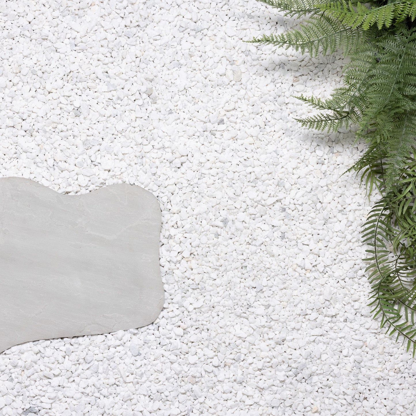 Tuscan Path Natural Pebbles - 8-12mm - 5kg - White