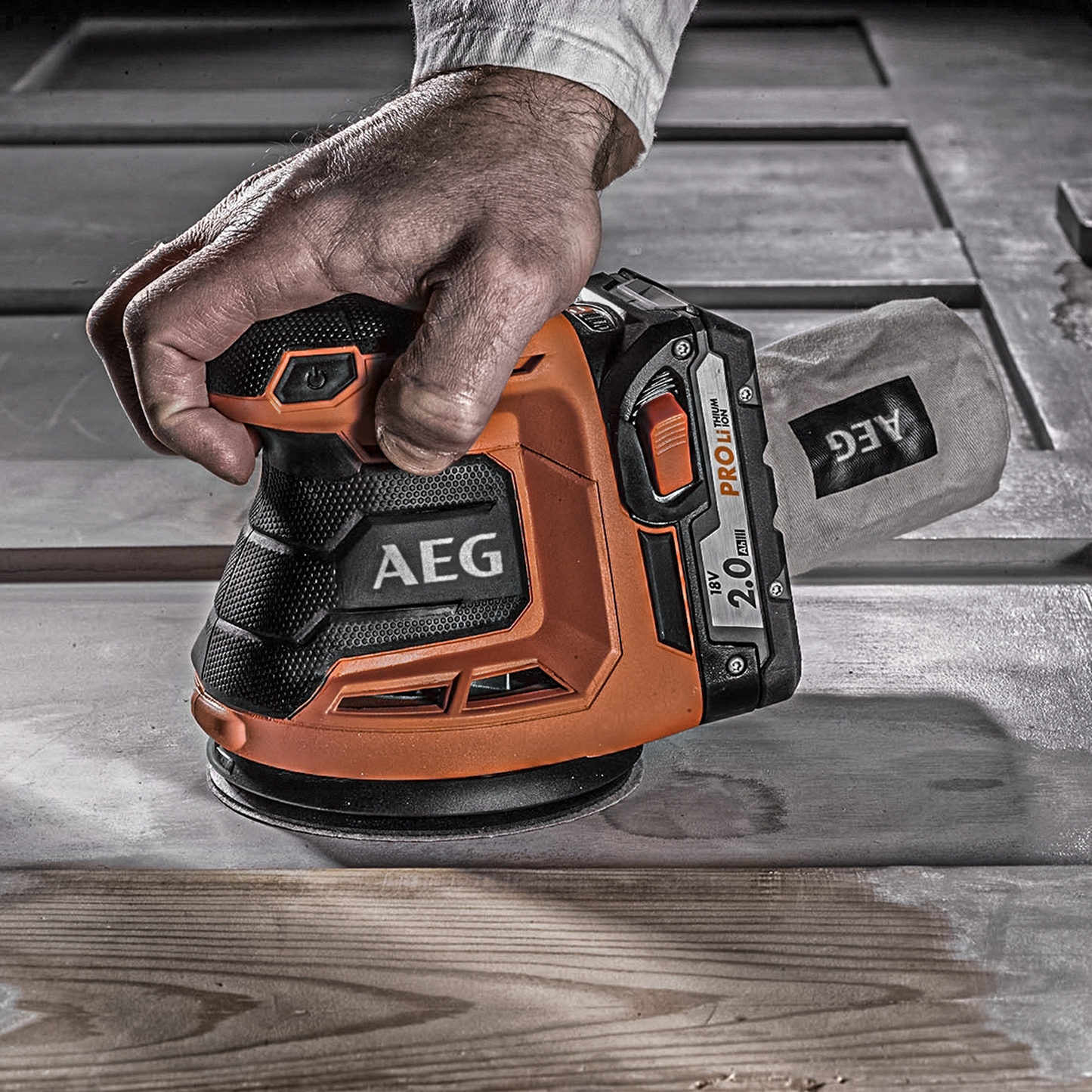 AEG Random Orbital Sander - 18V - 125mm - Skin Only