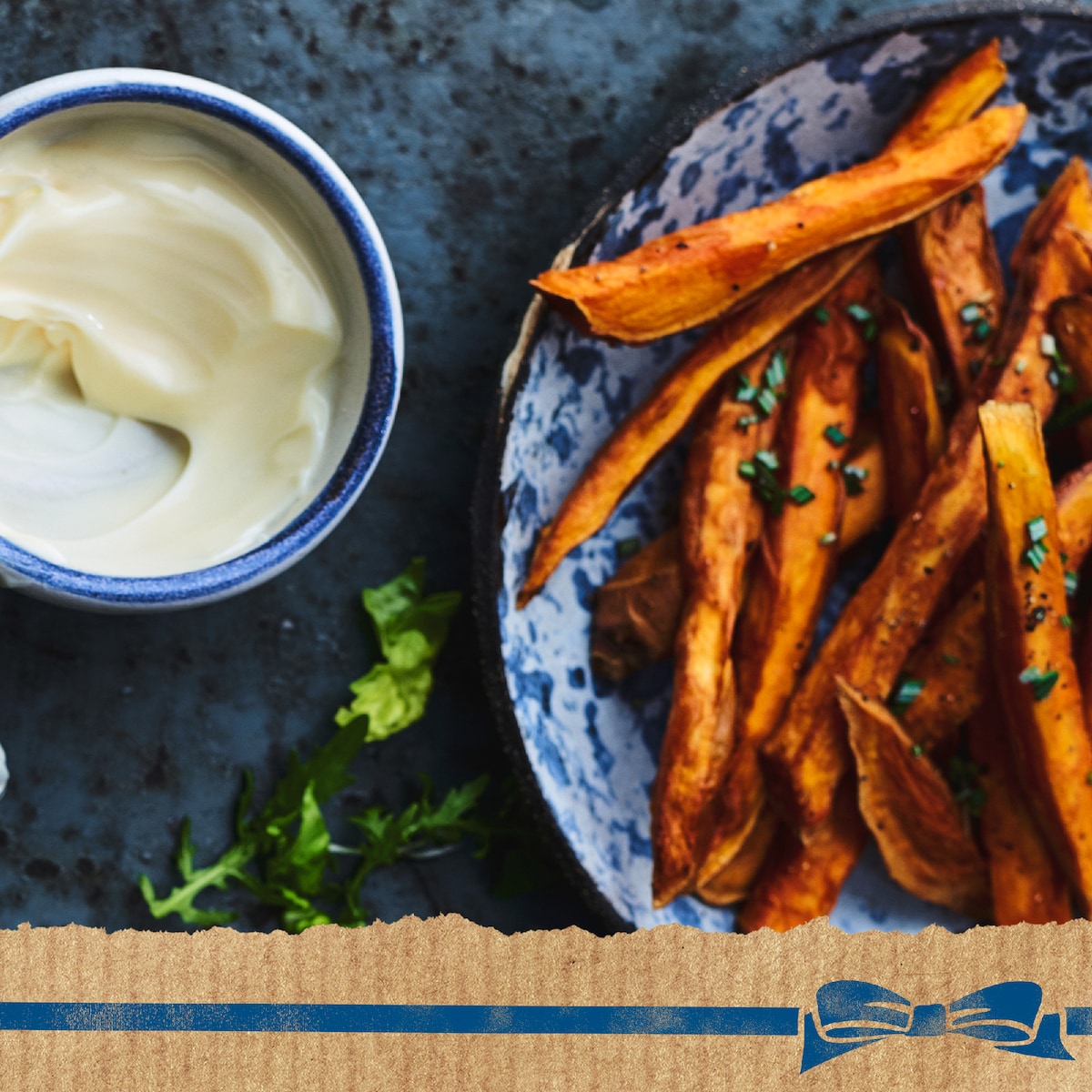 Hellmanns Garlic Aioli Squeeze Mayo 252g