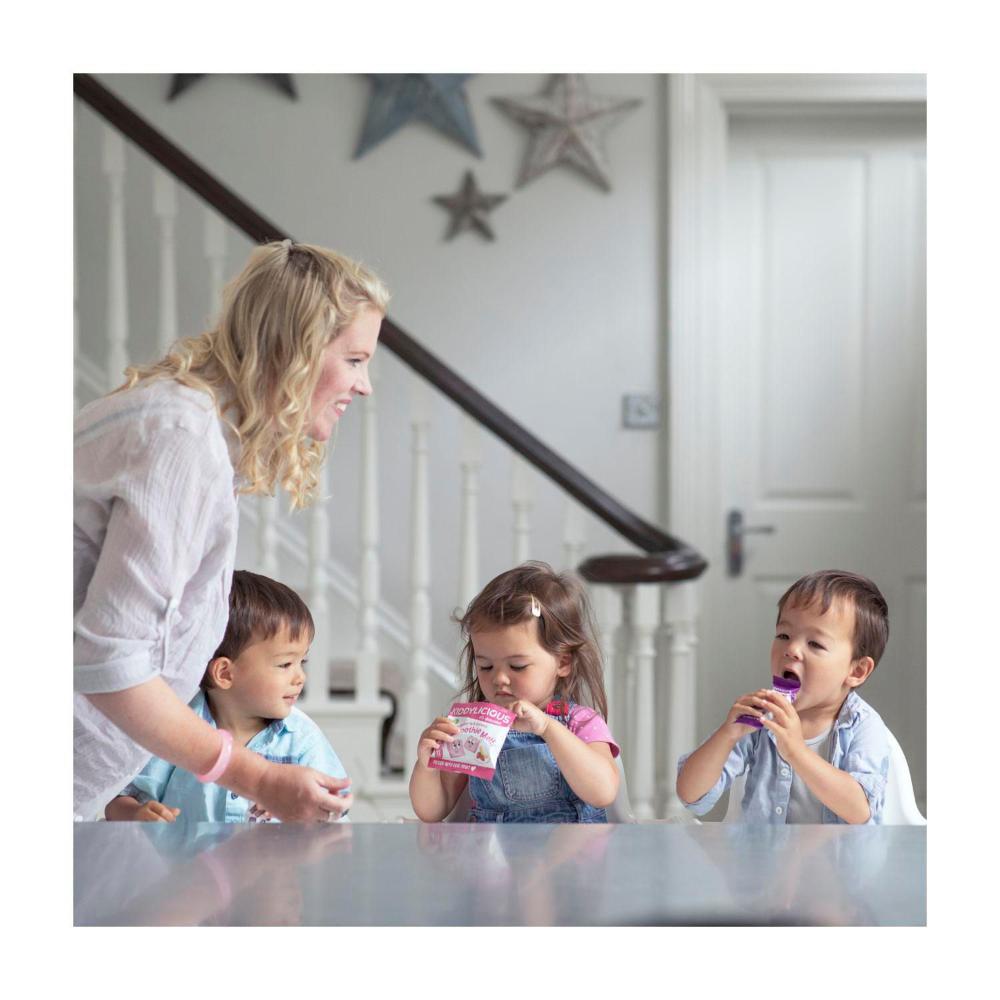 Kiddylicious Strawberry Fruit Wriggles 12+ Months - 12g