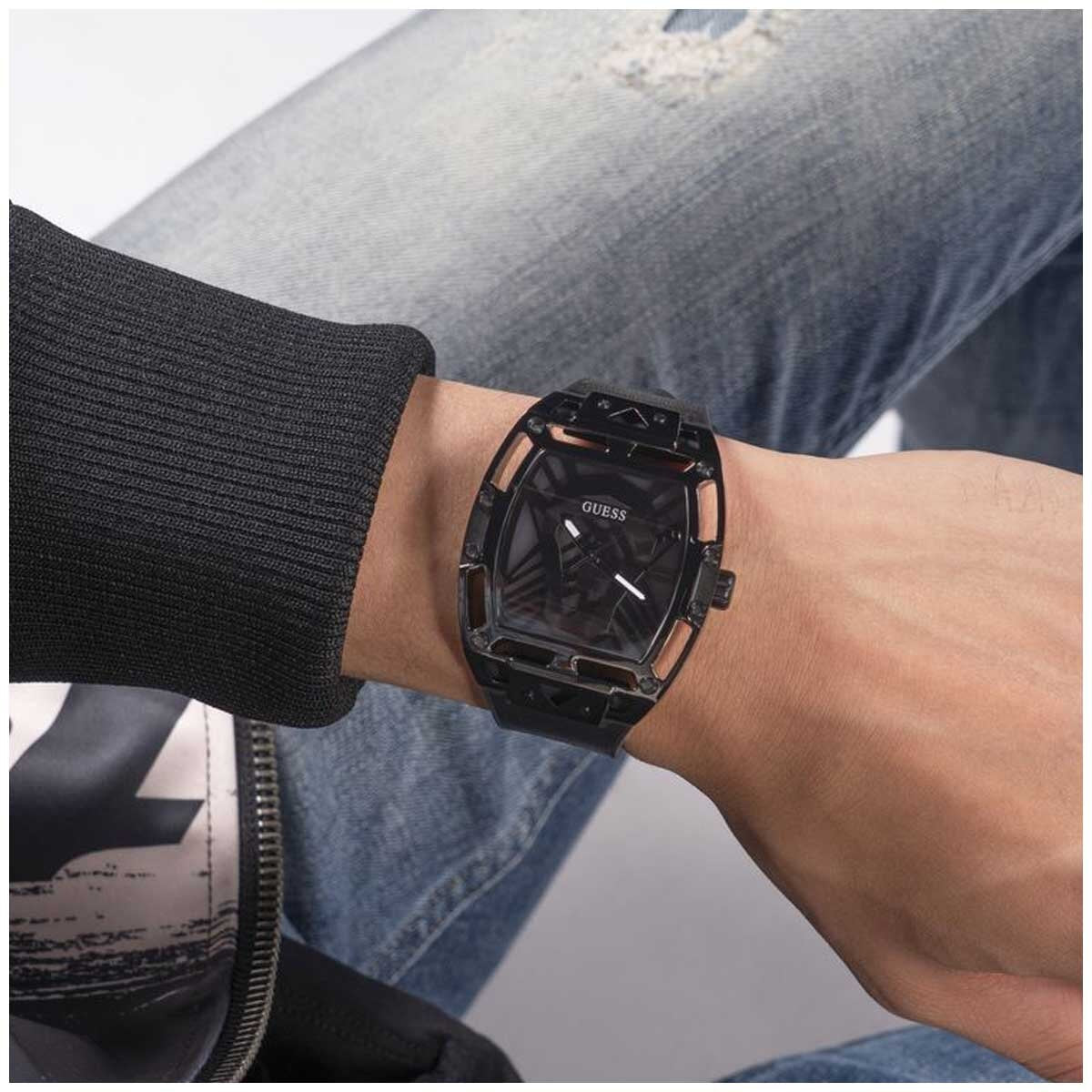 GUESS Legend Black Silicone Men's Watch GW0500G2