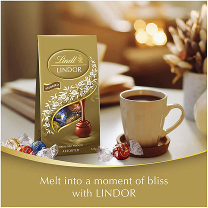 Lindt Lindor Assorted Pouch 125g