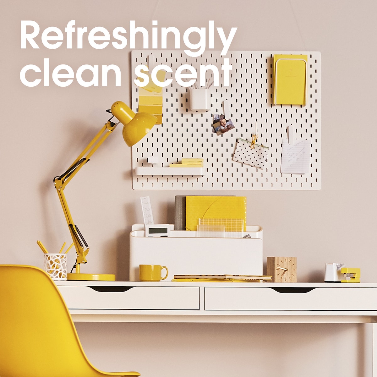 Pledge Enhancing Polish Lemon Extra Care 330ml