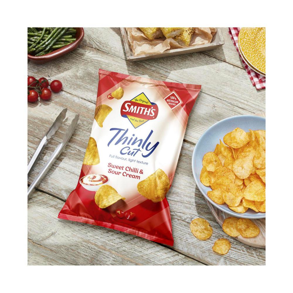Smith's Thinly Cut Potato Chips Share Pack Sweet Chilli & Sour Cream - 175g