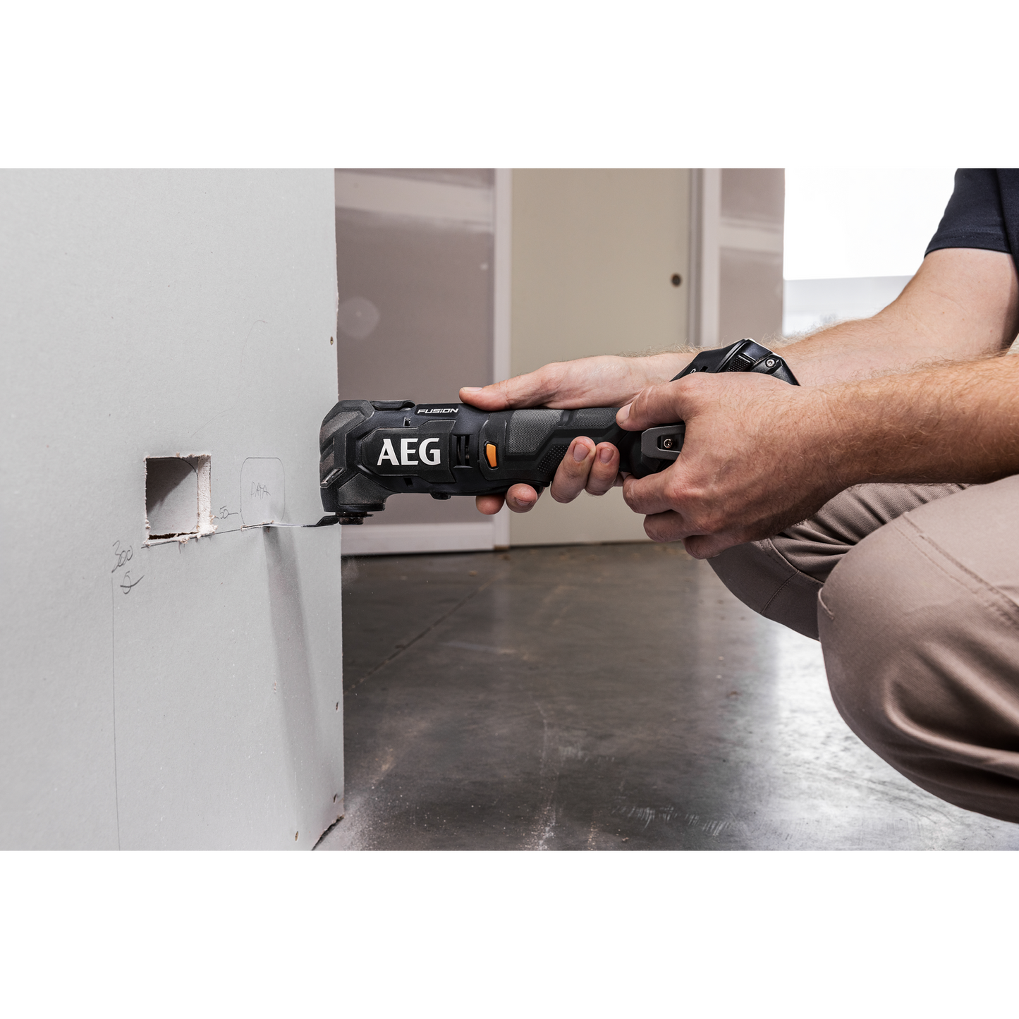 AEG Fusion Multi Function Tool - 18V - A18FMT20 - Skin Only