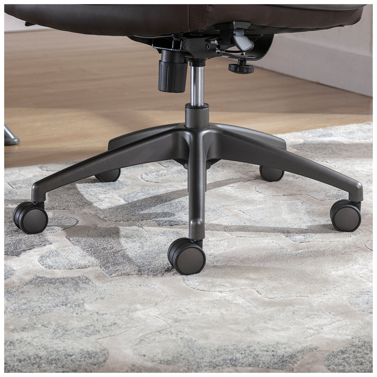True Wellness Executive Office Chair Magic Back Technology Brown 51904-BRN 158kg